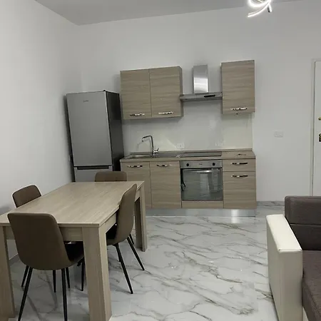 Luxury K91 * Foggia